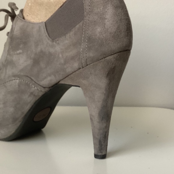 Me Too Lisbon Oxford Pumps Grey Suede - 6.5M - Picture 10 of 14